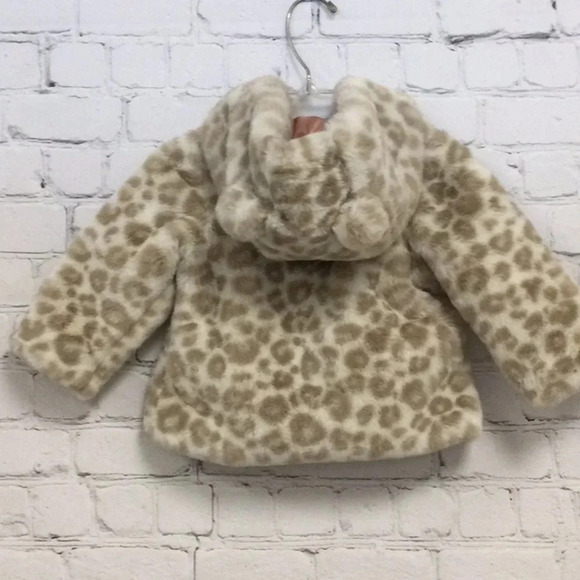 Like New Catherine Malandrino Mini Faux Fur Jacket with Bear Ears Hood size 3-6M - Picture 6 of 6